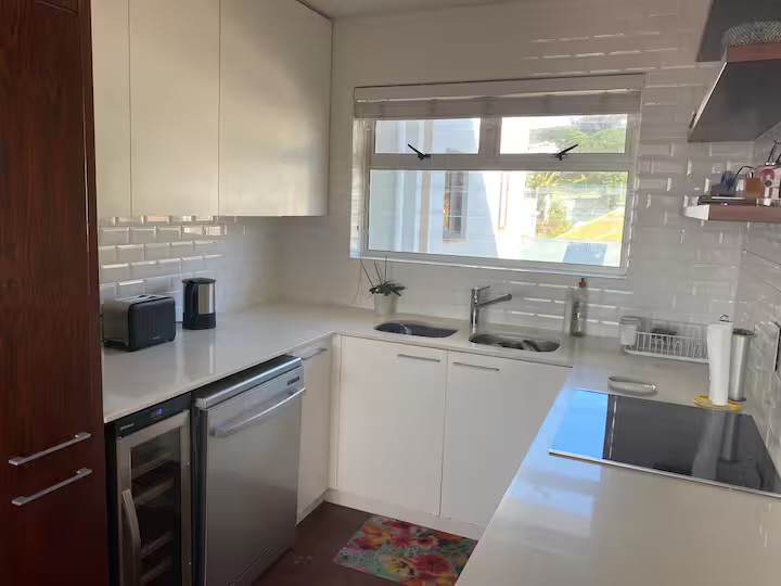 To Let 2 Bedroom Property for Rent in Tamboerskloof Western Cape